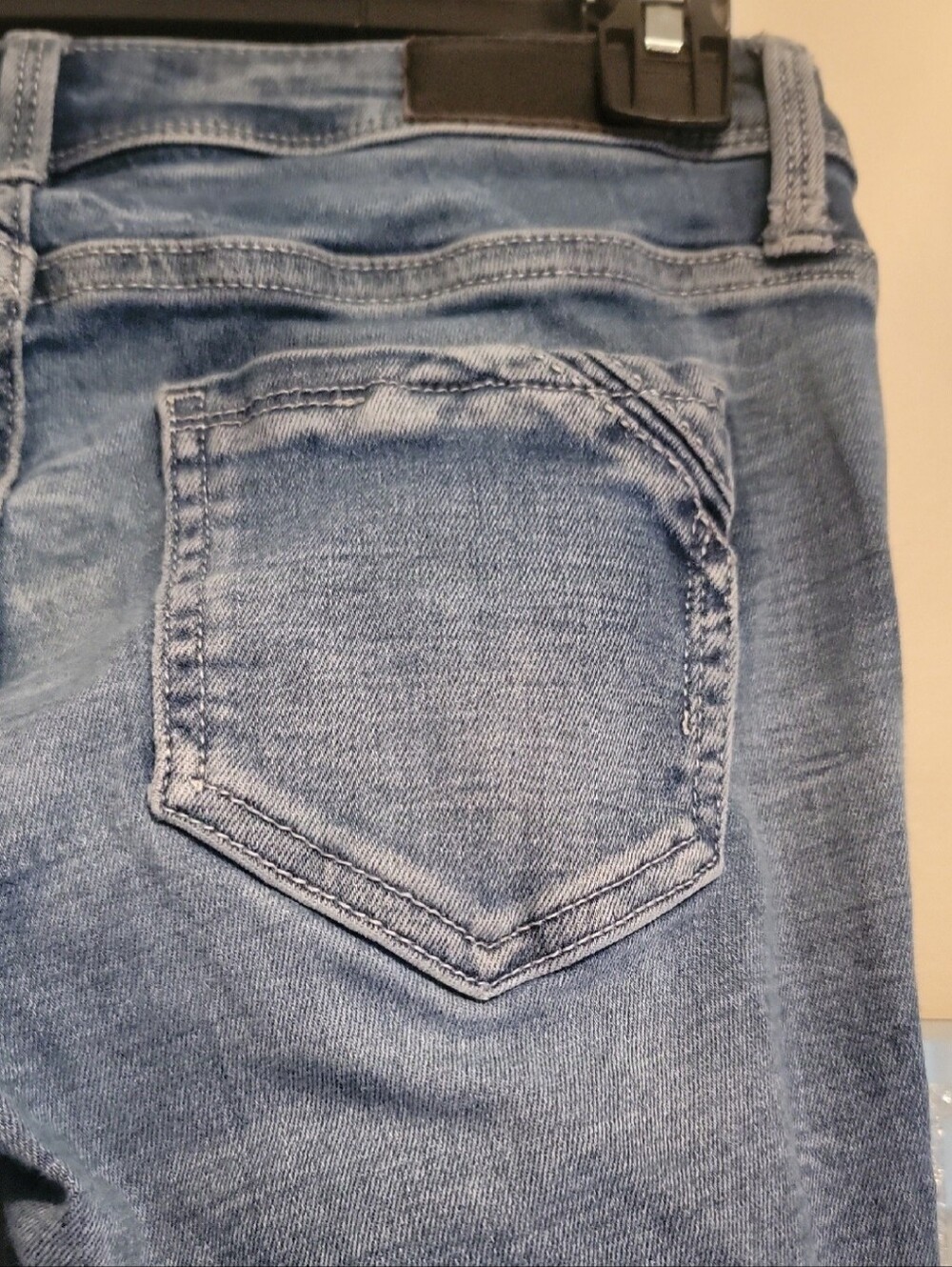 Buckle Black #13 Jeans. Bootcut, Lowrise, Stretch Fit. Size 24x34. NWOT. - Picture 4 of 15